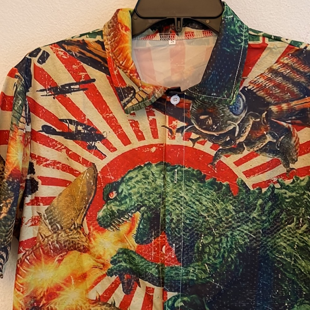 Godzilla shirt - Picture 2 of 3